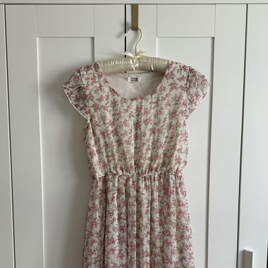 BLUMENKLEID 