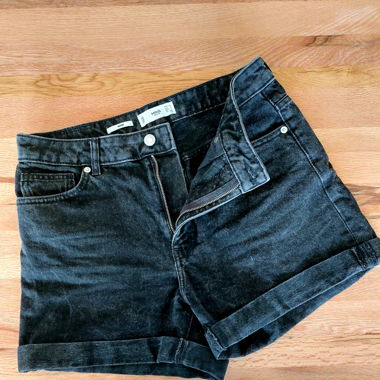 Kurze Mom-Jeans