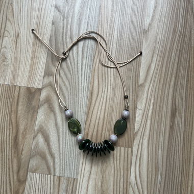 Grüne Perlenkette