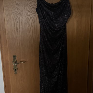 langes Abendkleid