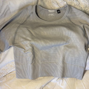 sport top