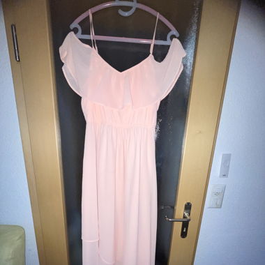 langes Kleid