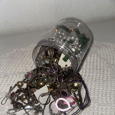 Verspieltes Schmuckglas