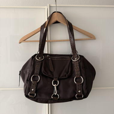 Sac à main vintage marron avec bandoulière