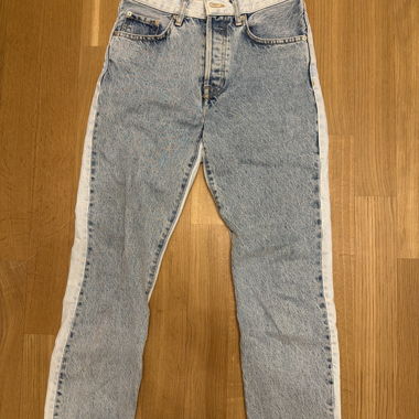 Jeans MNG con bande laterali