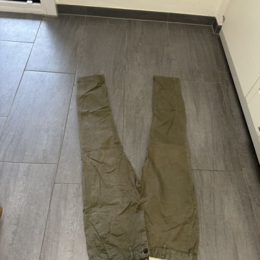 H&M grüne Chinos