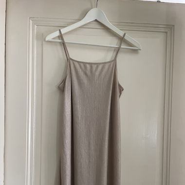 Robe Zara rose pâle/beige