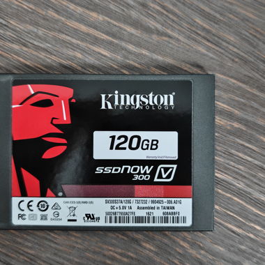 Kingston SSD 120 GB mit SATA Hard Drive Adapter