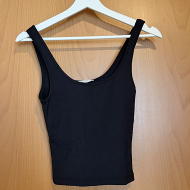 Schwarzes Tanktop