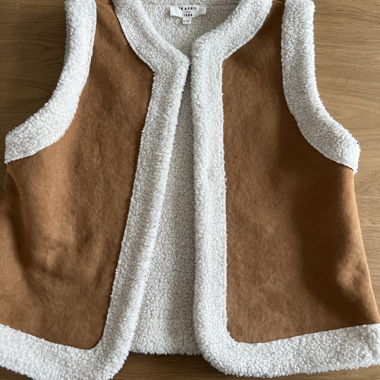 Sherpa sleeveless vest