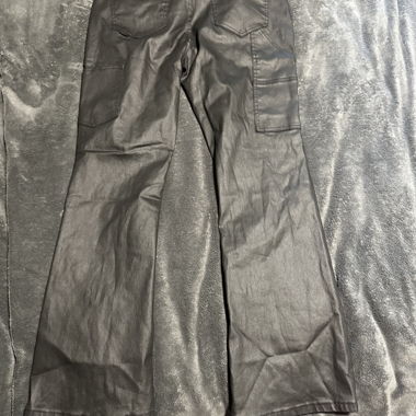 Rick Owens-ähnliche gewachste Schlagjeans