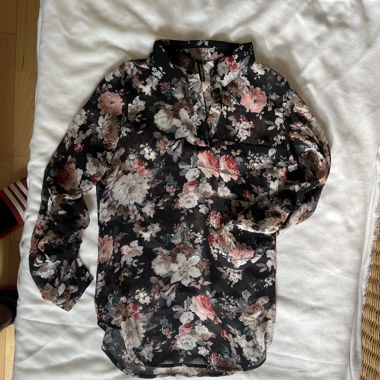 Chicorée Blumen-Bluse