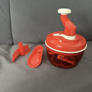Tupperware chopper
