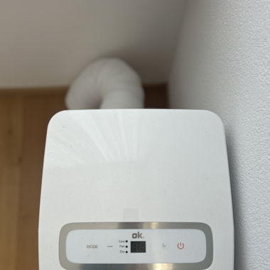 OK. Air conditioning. 