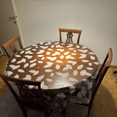Tavolo con sedie