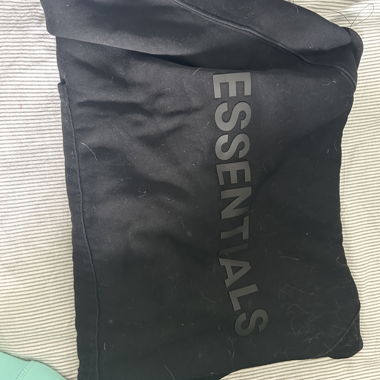 Felpa Essentials nera