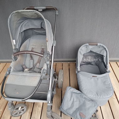 Passeggino con navicella