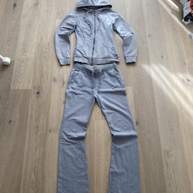 Grau meliertes Kapuzen-Jogging-Set
