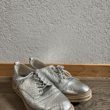 Bugatti - Silbrige schuhe