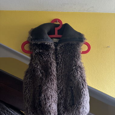 Gilet en fourrure brun
