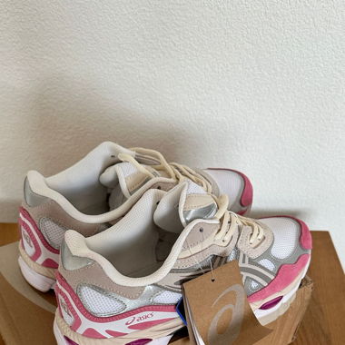 Asics gel nyc 