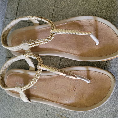 Women’s Flip-Flop Sandals
