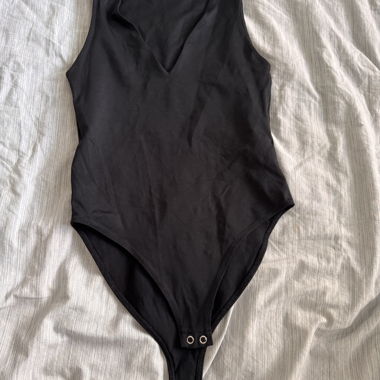 Body décolleté stradivarius 