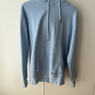 Blauer Hoddie