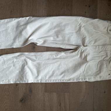 Weisse Straight-Jeans
