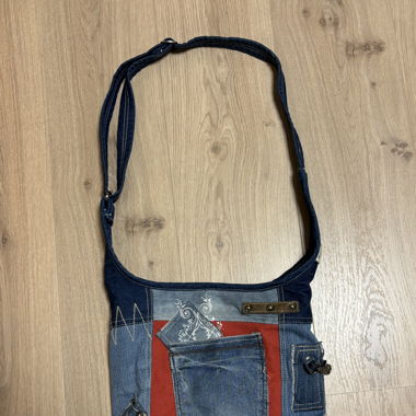 Jean bag