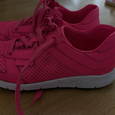 Rosa Gucci Sneakers