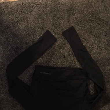 Sportoberteil mit freiem Rücken