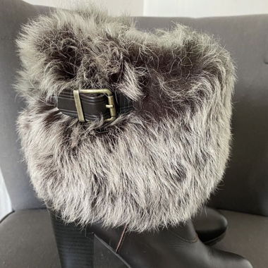 Fur boots