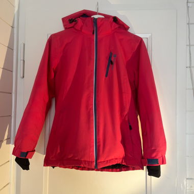 Pinke Wintersportjacke