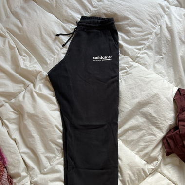 Adidas schwarze Jogger-Sweatpants