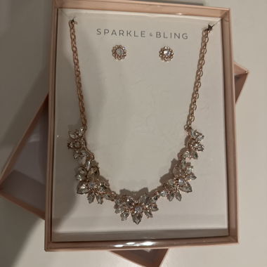Collana e orecchini rose gold