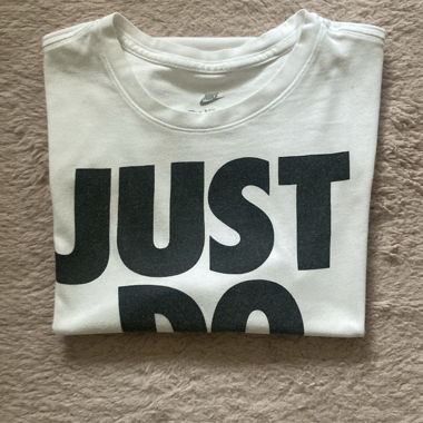 T-shirt Nike