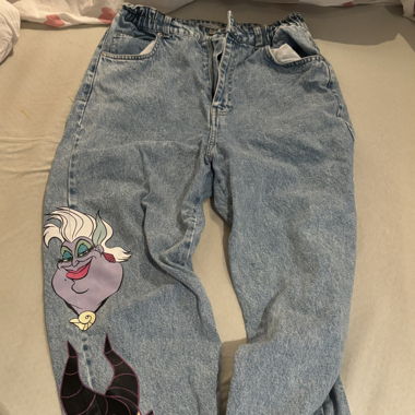 Bershka Jeans „Disney Villains“ 38