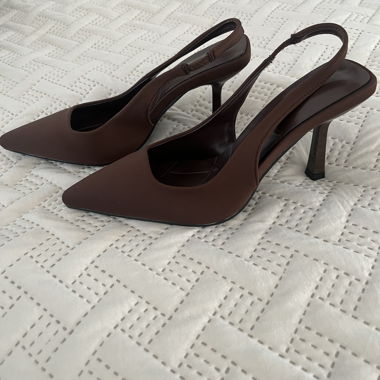 Chaussures / talons hauts / peep-toes