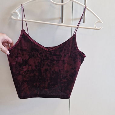 Top corto in velluto bordeaux e beige