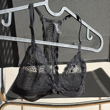 Bralette in pizzo nero
