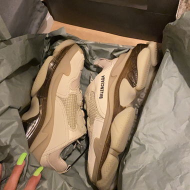 Balenciaga sneakers Triple S beige 