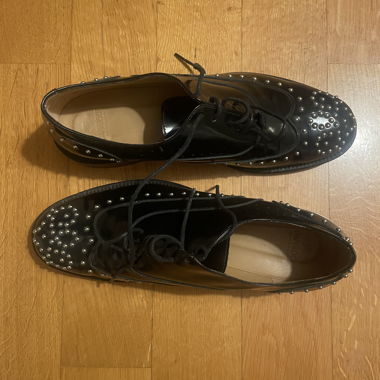 Navyboot - Oxfords noirs à lacets avec clous