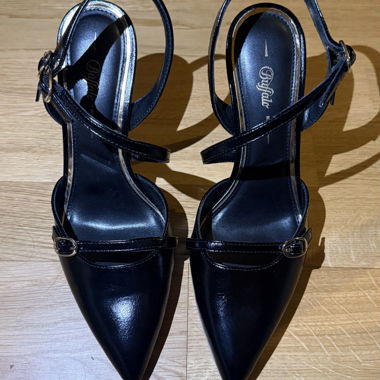 Buffalo high heels