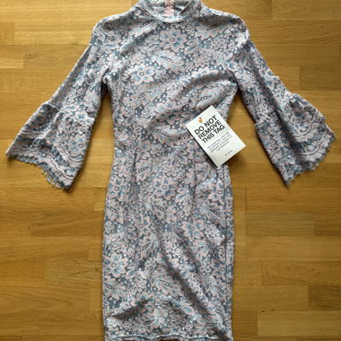 PAPER DOLLS Kleid 