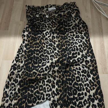 Gonna GANNI Leo con vita paperbag
