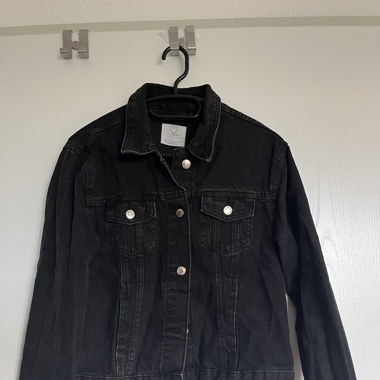 Schwarze Jeansjacke von Primark