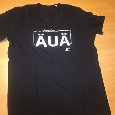 T-shirt noir à encolure en V