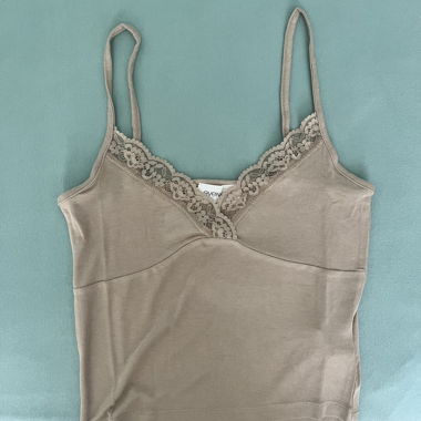 Spitzentop beige