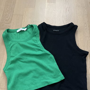2 Tops 